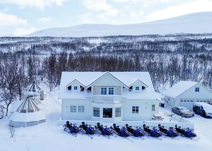Countryside Tromso- Cozy Glass- Roof Cabins- Aurora Wonderland Kamp alanı Lyngen